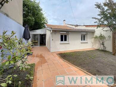 Maison à louer 1 471 € 3 pièces 2 chambres 80 m² Bordeaux 33000