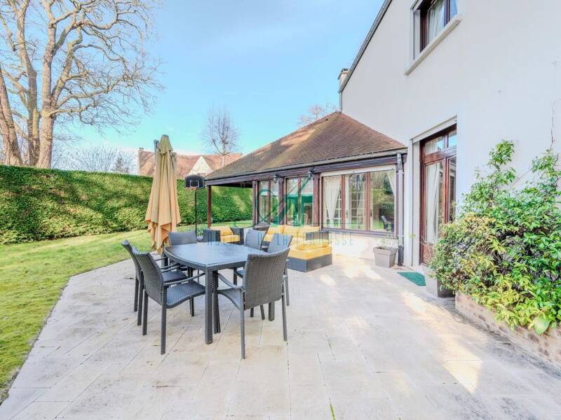 Maison à vendre, 315m², LE VESINET