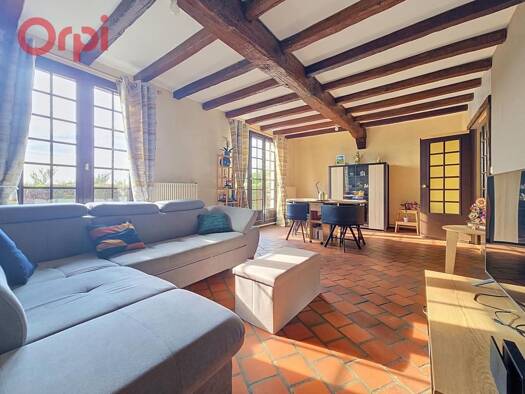 Maison à vendre 212 000 € 4 pièces 3 chambres 85 m² 580 m² de terrain Saint-Yorre 03270