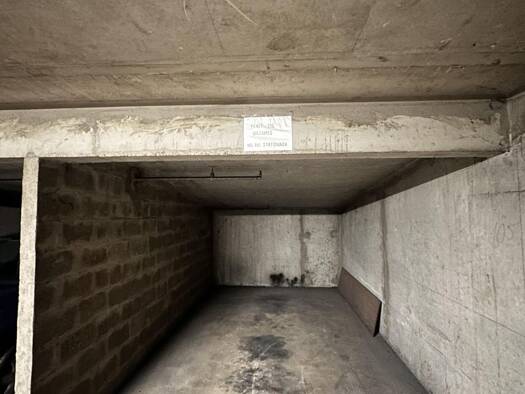 Parking à vendre 12 000 € 14,8 m² Paris 20ème arrondissement 75020