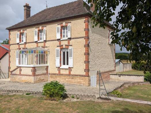 Maison à vendre 215 000 € 8 pièces 5 chambres 133 m² 1 925 m² de terrain Villemoyenne 10260