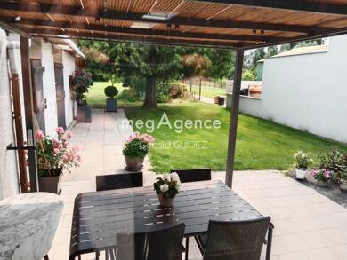Maison à vendre 241 500 € 6 pièces 4 chambres 140 m² 1 957 m² de terrain Flers Centre Flers-en-Escrebieux 59128