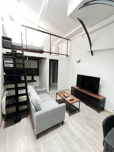 Appartement à louer 900 € 1 pièce 28 m² RDC Joinville le Pont 94340