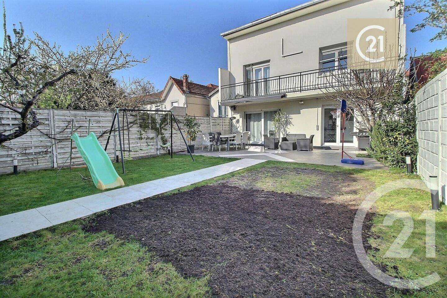 Maison à vendre, 230m², LES PAVILLONS SOUS BOIS