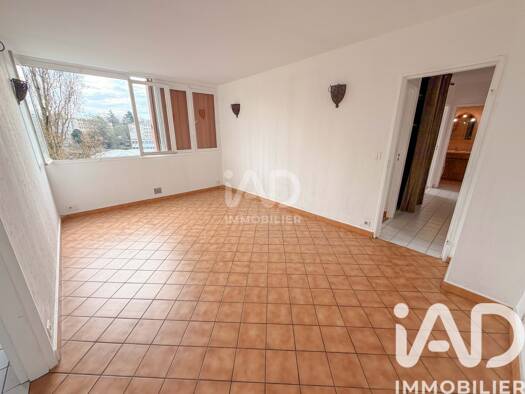 Appartement à vendre 111 500 € 3 pièces 2 chambres 54 m² Étage 6/13 Henri Ouzilleau Savigny-sur-Orge 91600