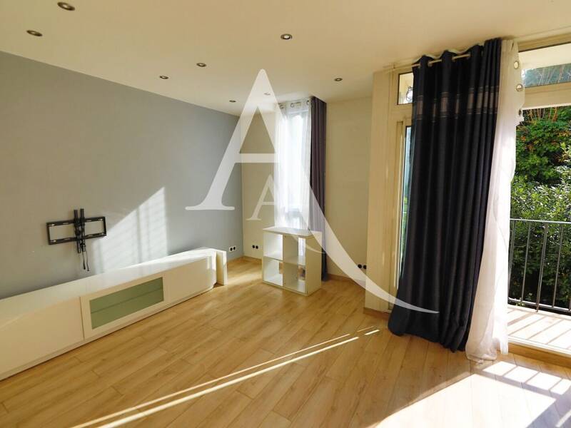 Maison à louer, 51m², NANTERRE