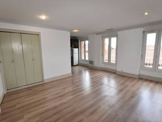 Appartement à vendre 139 000 € 3 pièces 2 chambres 71 m² Étage 2/2 Centre Ville Lavaur 81500