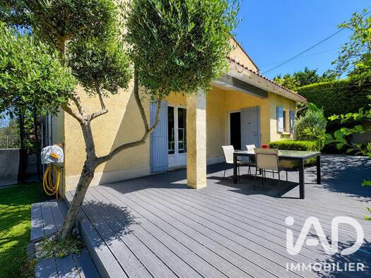 Maison à vendre 349 000 € 4 pièces 3 chambres 105 m² 330 m² de terrain Centre Les Angles 30133
