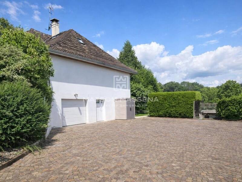 Maison à vendre, 135m², PERS JUSSY