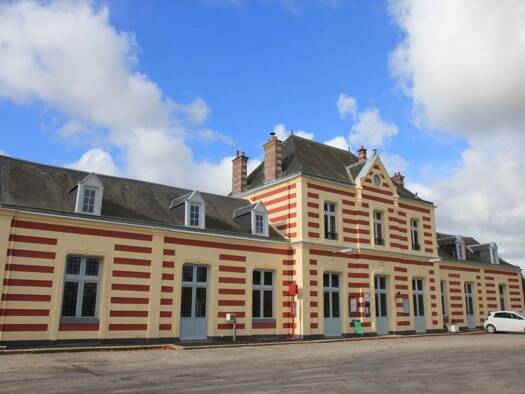 Maison à vendre 205 000 € 5 pièces 4 chambres 326 m² Sées 61500