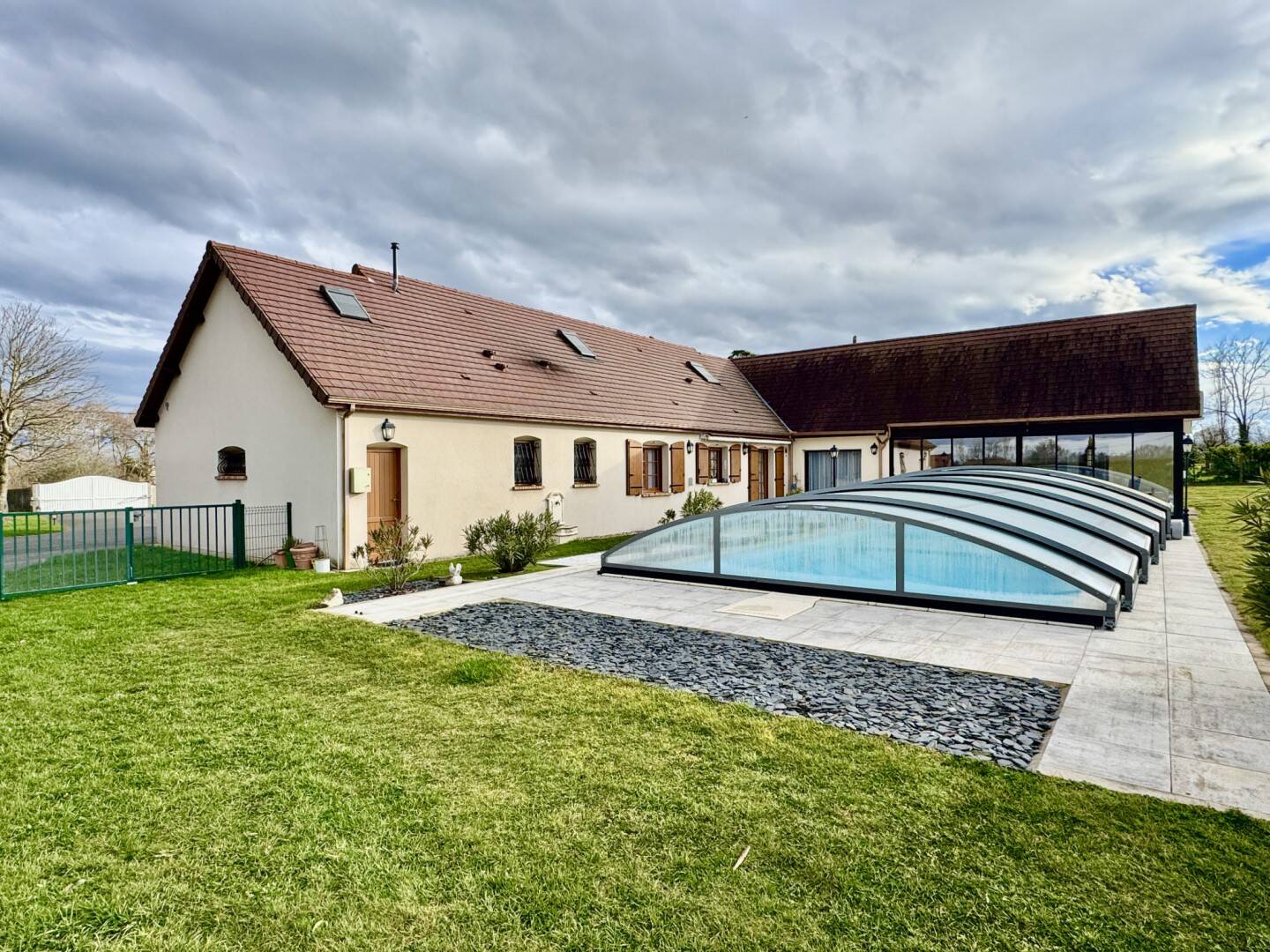 Maison à vendre, 280m², SAINT POURCAIN SUR SIOULE