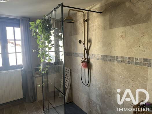 Maison à vendre 178 000 € 5 pièces 3 chambres 145 m² 200 m² de terrain Montmoreau 16190