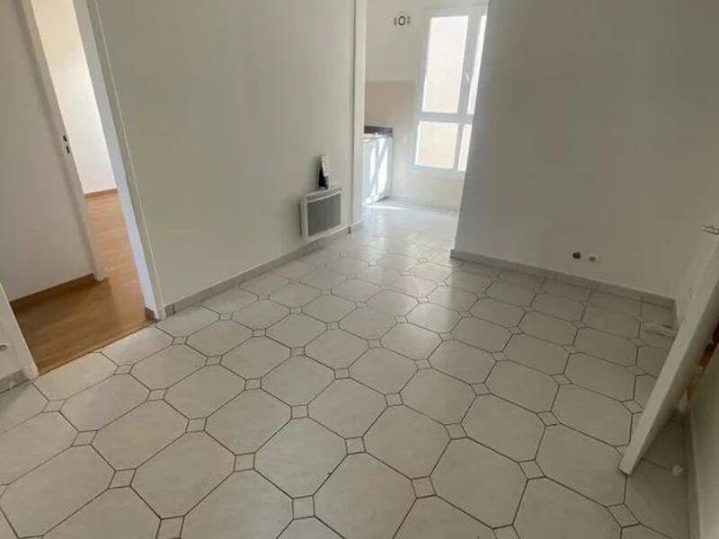 Maison à louer, 37m², SAINT MAUR DES FOSSES