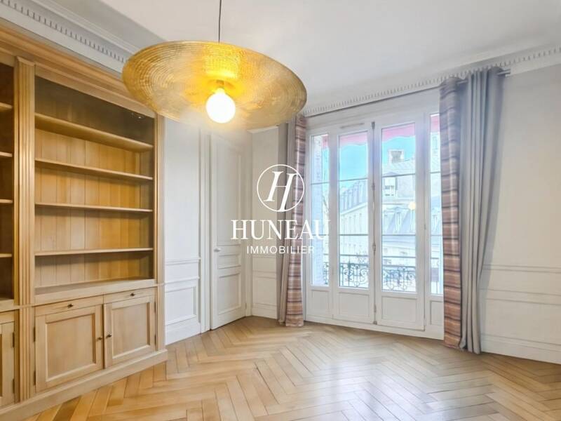 Maison à louer, 112m², PARIS 16E