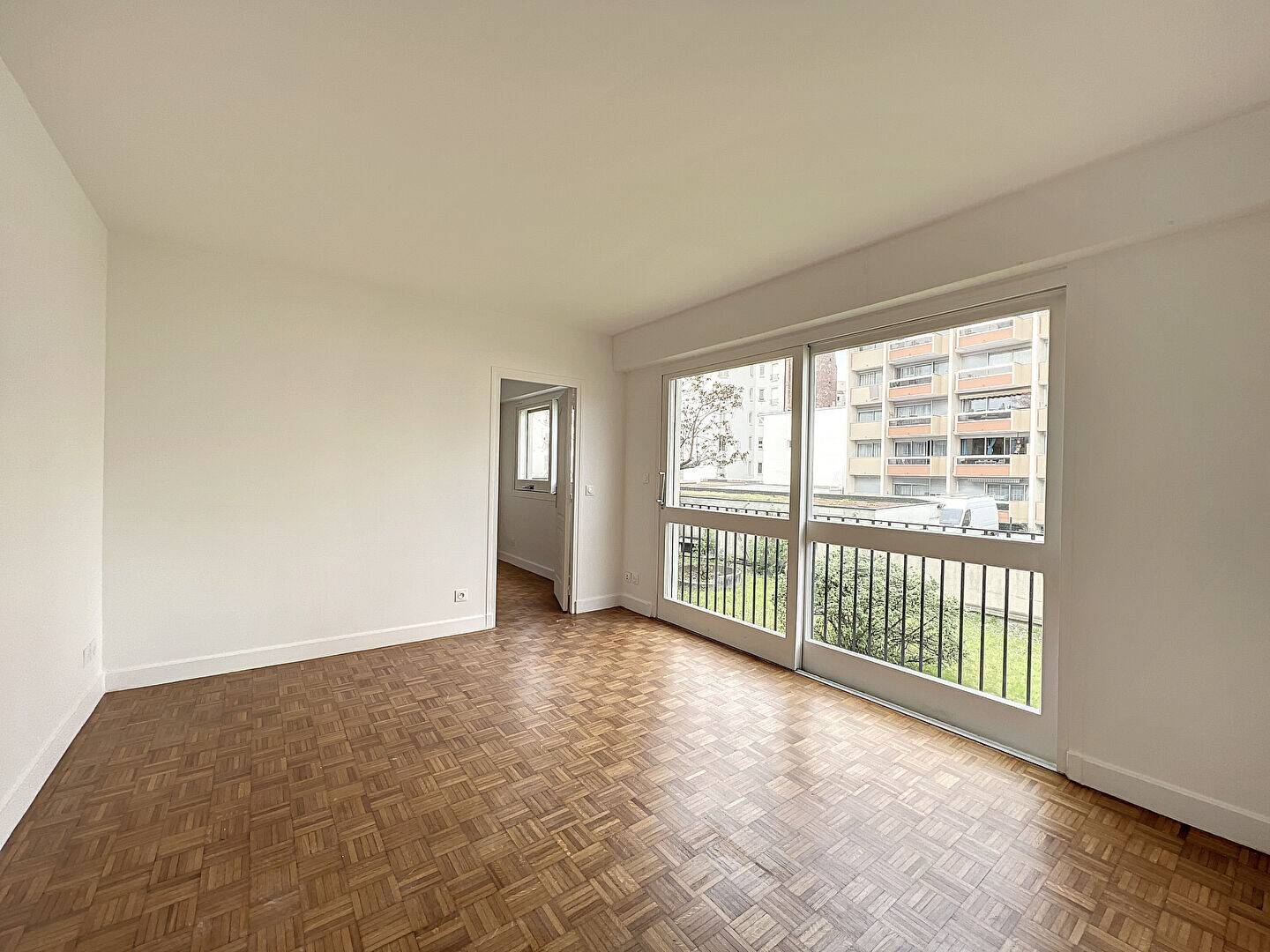 Maison à louer, 38m², COURBEVOIE