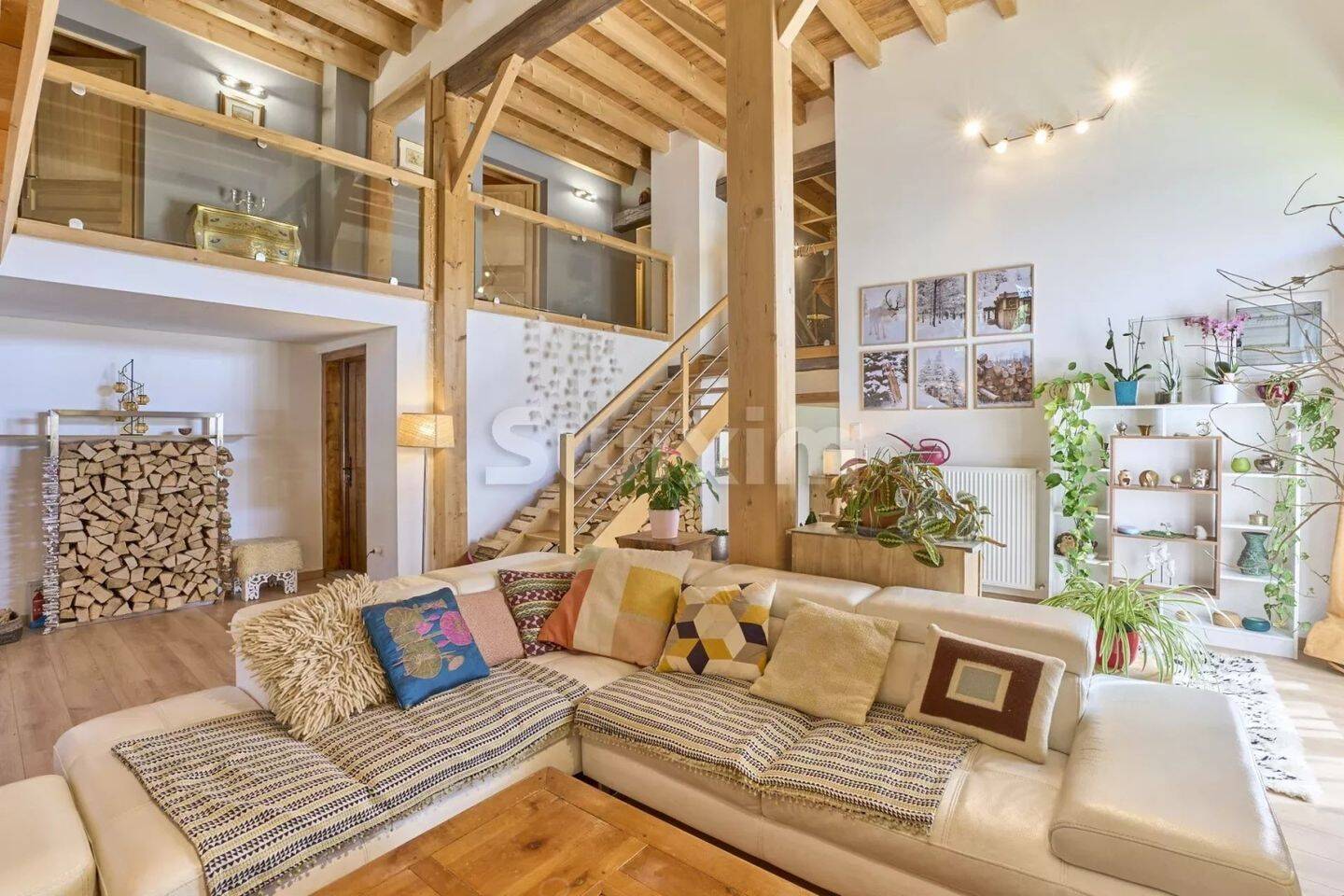 Maison à vendre, 320m², PERS JUSSY