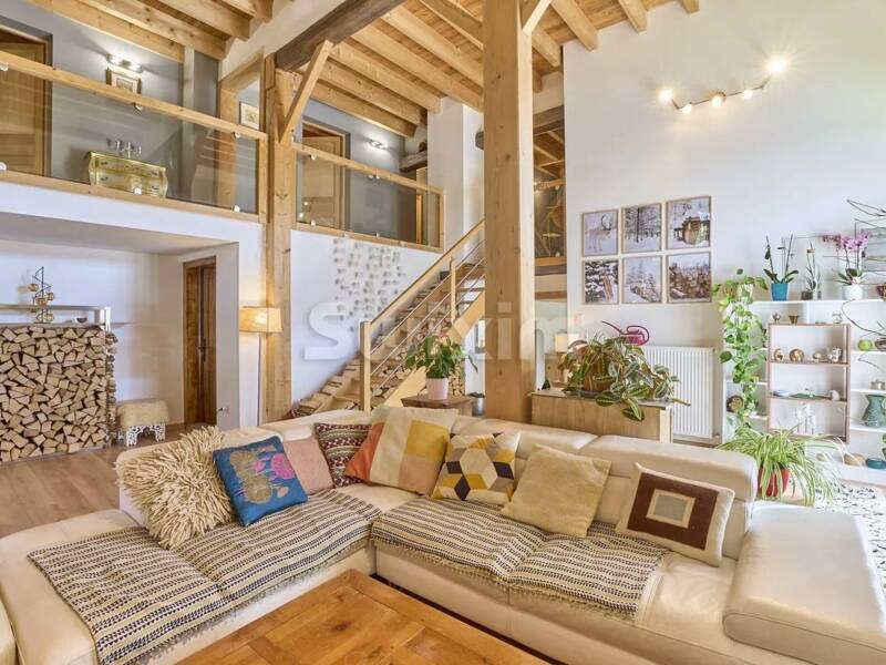 Maison à vendre, 320m², PERS JUSSY
