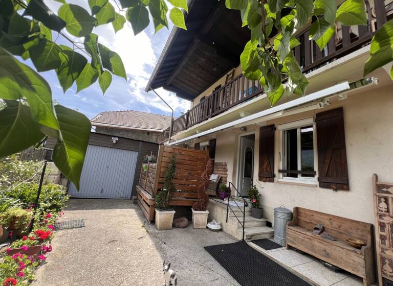 Maison à vendre 266 000 € 5 pièces 3<br/>chambres 103 m²<br/>superficie 230 m²<br/>terrain Mercury 73200