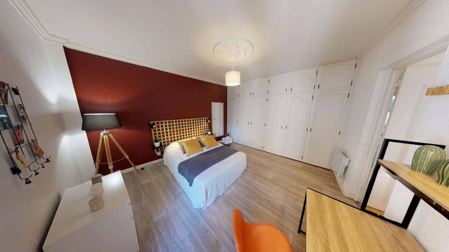 Chambre dans le 3 rue Sainte Anne - Colocation — 5