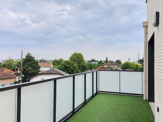 Appartement à vendre - Première occupation 329 000 € 4 pièces 3 chambres 92,53 m² 3ème étage Perica-La Roue Rillieux-la-Pape 69140