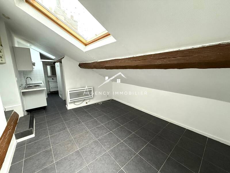 Maison à louer, 11m², CHAMPS SUR MARNE