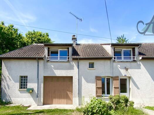 Maison à vendre 149 800 € 5 pièces 3 chambres 90 m² 472 m² de terrain Louan Villegruis Fontaine 77560