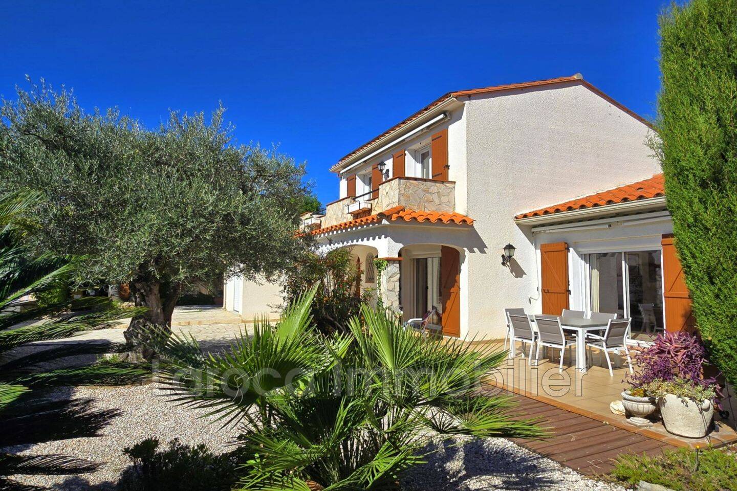 Maison à vendre, 135m², SAINT GENIS DES FONTAINES