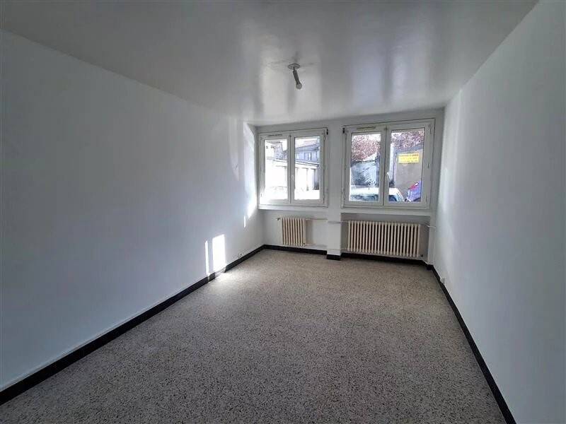 Maison à louer, 67m², SAINT ETIENNE