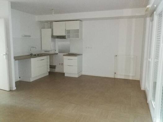Appartement à louer 769 € 3 pièces 2 chambres 60 m² Ouest Thouaré-sur-Loire 44470