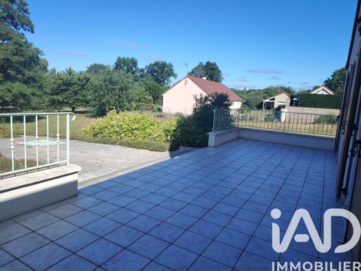 Maison à vendre 249 000 € 5 pièces 5 chambres 130 m² 3 442 m² de terrain Drevant 18200