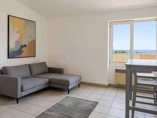 Appartement à louer 355 € 2 pièces 1 chambre 28 m² Étage 3/3 Estialet le Bouchet Montbrison 42600