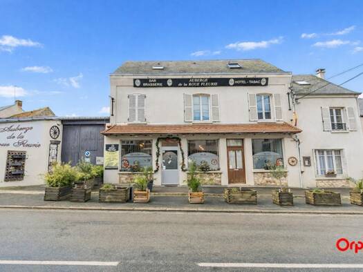 Maison de vacances à vendre 170 000 € 9 pièces 8 chambres 501 m² 995 m² de terrain Coulonges-Cohan 02130