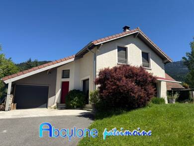 Maison à vendre 659 000 € 5 pièces 4 chambres 170 m² 1 335 m² de terrain Saint-Martin-d'Uriage 38410