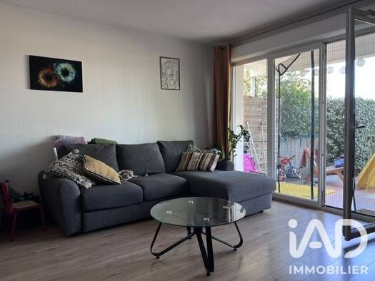 Appartement à vendre 179 000 € 3 pièces 2 chambres 56,32 m² RDC/1 Est Parempuyre 33290