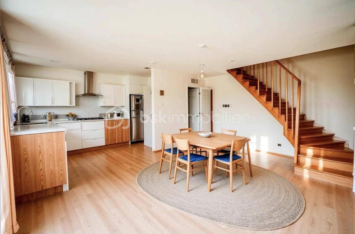 Maison à vendre, 106m², MONTCOURT FROMONVILLE