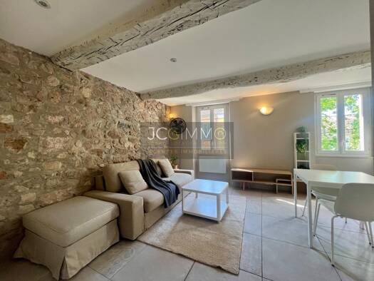 Studio à louer 490 € 1 pièce 23,2 m² Étage 2/2 dès le 03/04/2026 Puget-Ville 83390