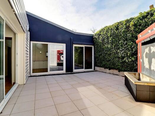Maison à vendre 550 000 € 9 pièces 5 chambres 230 m² 618 m² de terrain Mairie Sainte-Geneviève-des-Bois 91700