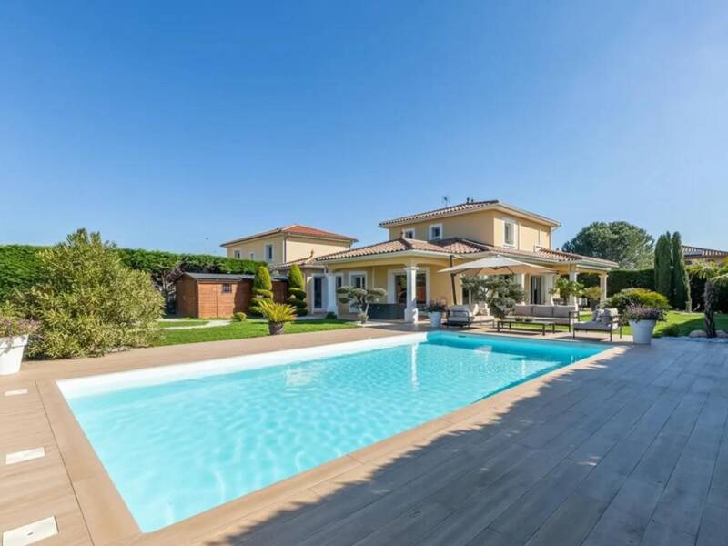 Maison à vendre, 176m², SAINT BONNET DE MURE