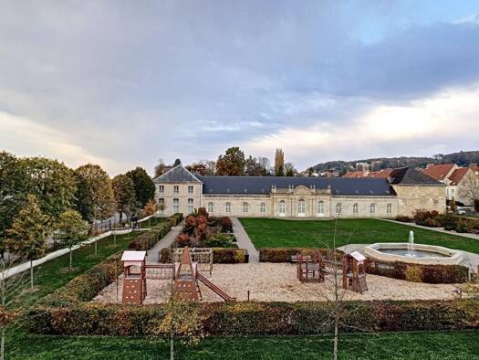 Appartement à louer 708 € 2 pièces 1 chambre 45,4 m² 2ème étage Sud Ouest Liancourt 60140