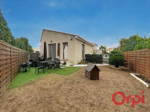 Villa à vendre 309 000 € 3 pièces 2 chambres 74 m² 300 m² de terrain Sommières 30250