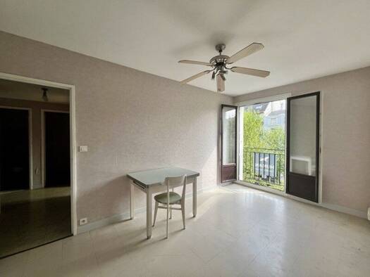 Appartement à vendre 109 899 € 2 pièces 1 chambre 42 m² Étage 3/5 Beaujardin Tours 37000