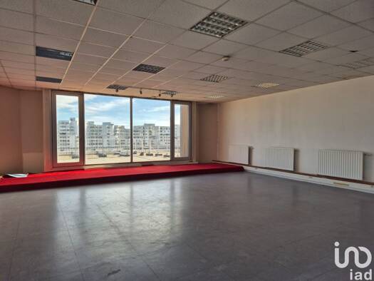 Espace bureau à vendre 220 000 € 100 m² de bureaux Centre Commercial Evry II Évry-Courcouronnes 91000