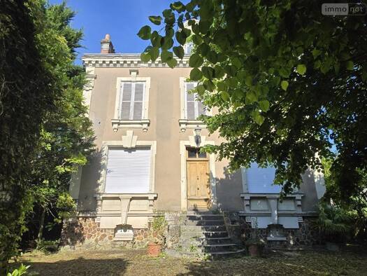 Maison à vendre 472 500 € 10 pièces 8 chambres 220 m² 808 m² de terrain Mauges-sur-Loire 49570