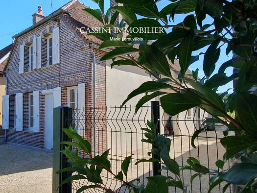 Maison à vendre 247 000 € 4 pièces 2 chambres 116,88 m² 553 m² de terrain Saint-Mards-en-Othe 10160