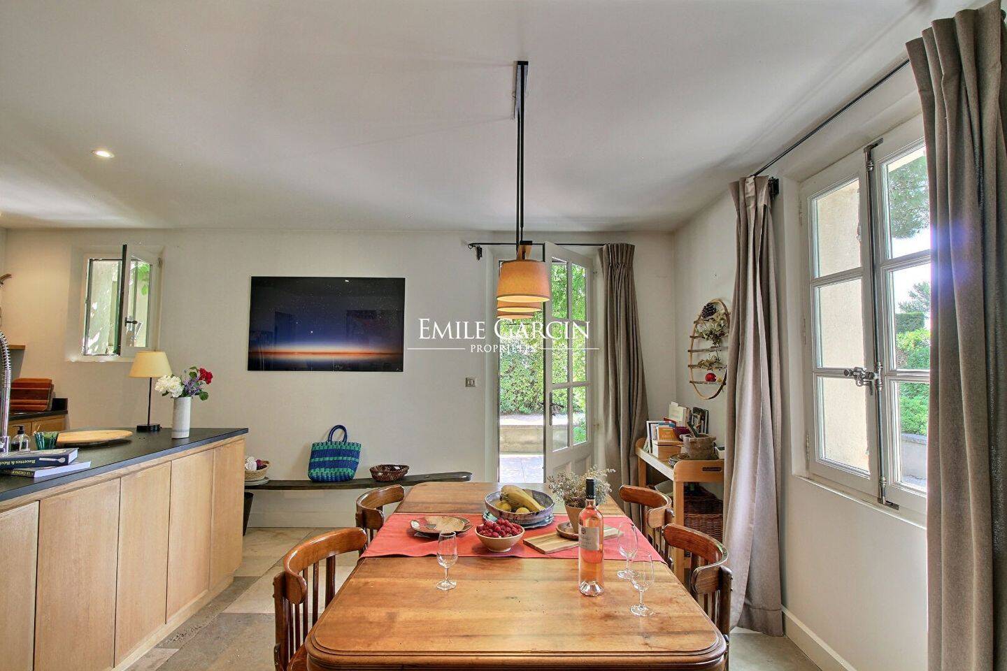 Maison à vendre, 0m², EYGALIERES