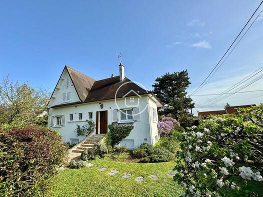 Maison de plain-pied à vendre 275 900 € 6 pièces 4 chambres 148,14 m² 1 472 m² de terrain Cellettes 41120