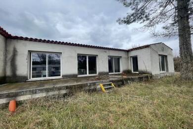 Maison de plain-pied à vendre 446 250 € 4 pièces 3 chambres 148 m² 1 500 m² de terrain Saint Cezaire sur Siagne 06530