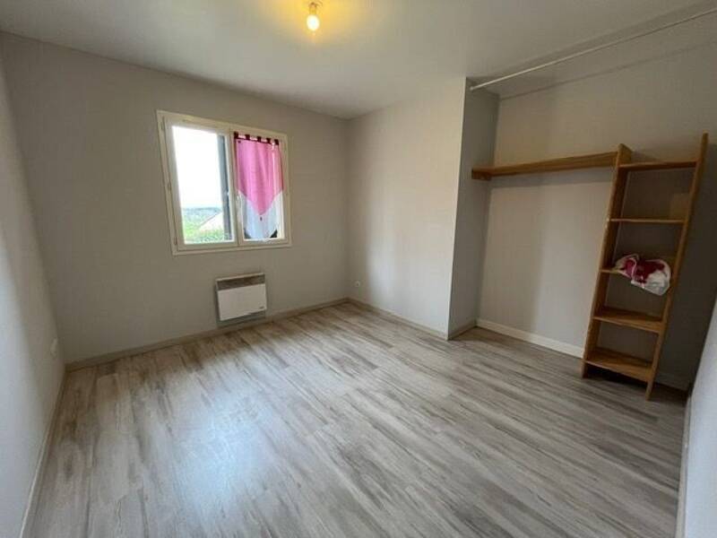 Maison à louer, 95m², LADIGNAC LE LONG