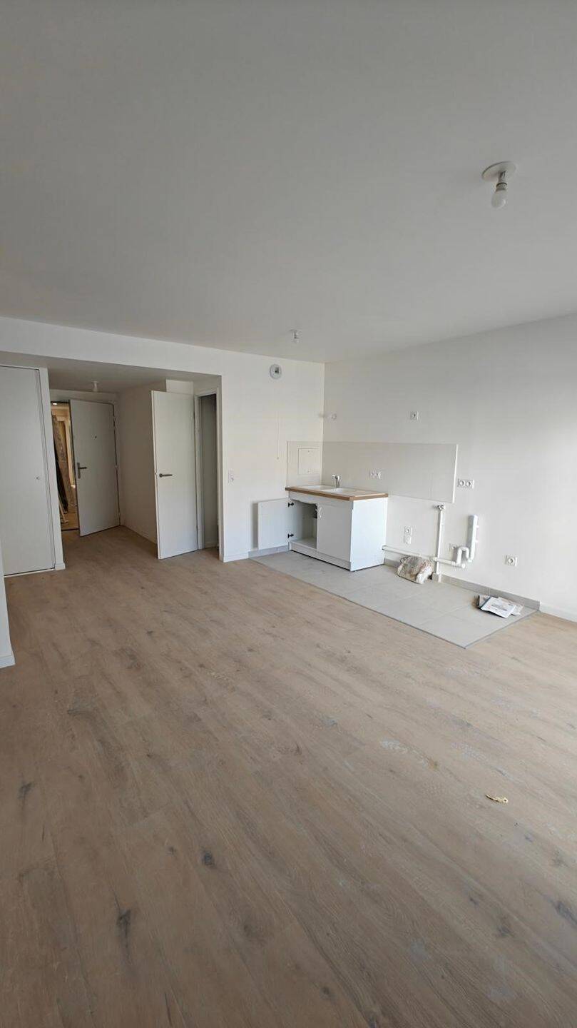 Maison à louer, 77m², COLOMBES