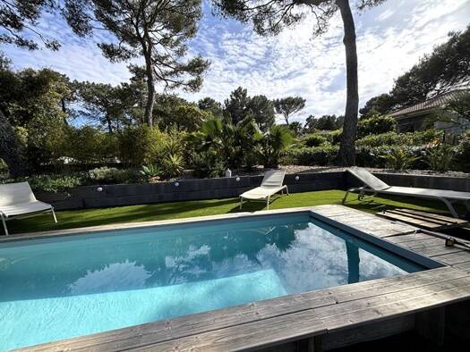 Maison à vendre 557 000 € 3 pièces 2 chambres 56 m² 656 m² de terrain Gassin 83580